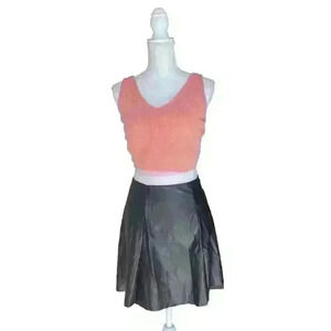It’s NWT Woman’s Faux Leather Flared Y2K Retro Ballerina Mini Skirt Plus Size 3X